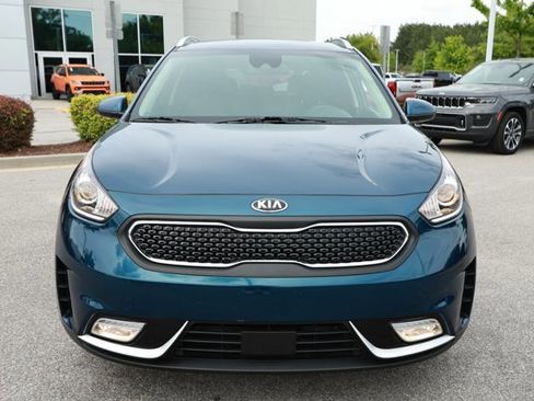 Used 2019 Kia Niro LX FWD image 2