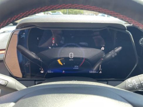 Used 2025 Chevrolet TrailBlazer RS w/ Convenience Package FWD image 18