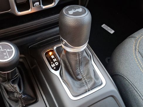 New 2026 Jeep Wrangler Unlimited Sport AWD/4WD image 9