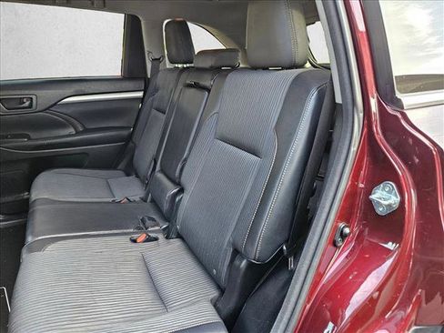 Used 2015 Toyota Highlander Plus image 20