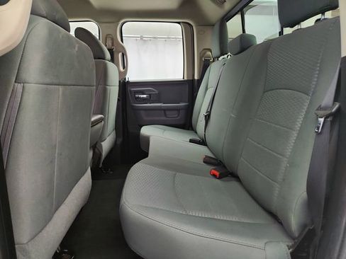 Used 2017 RAM 1500 Classic SLT AWD/4WD image 18