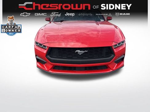 Used 2025 Ford Mustang Coupe RWD image 8