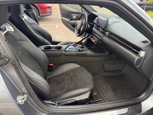 Used 2022 Toyota Supra w/ Safety & Technology Package RWD image 11
