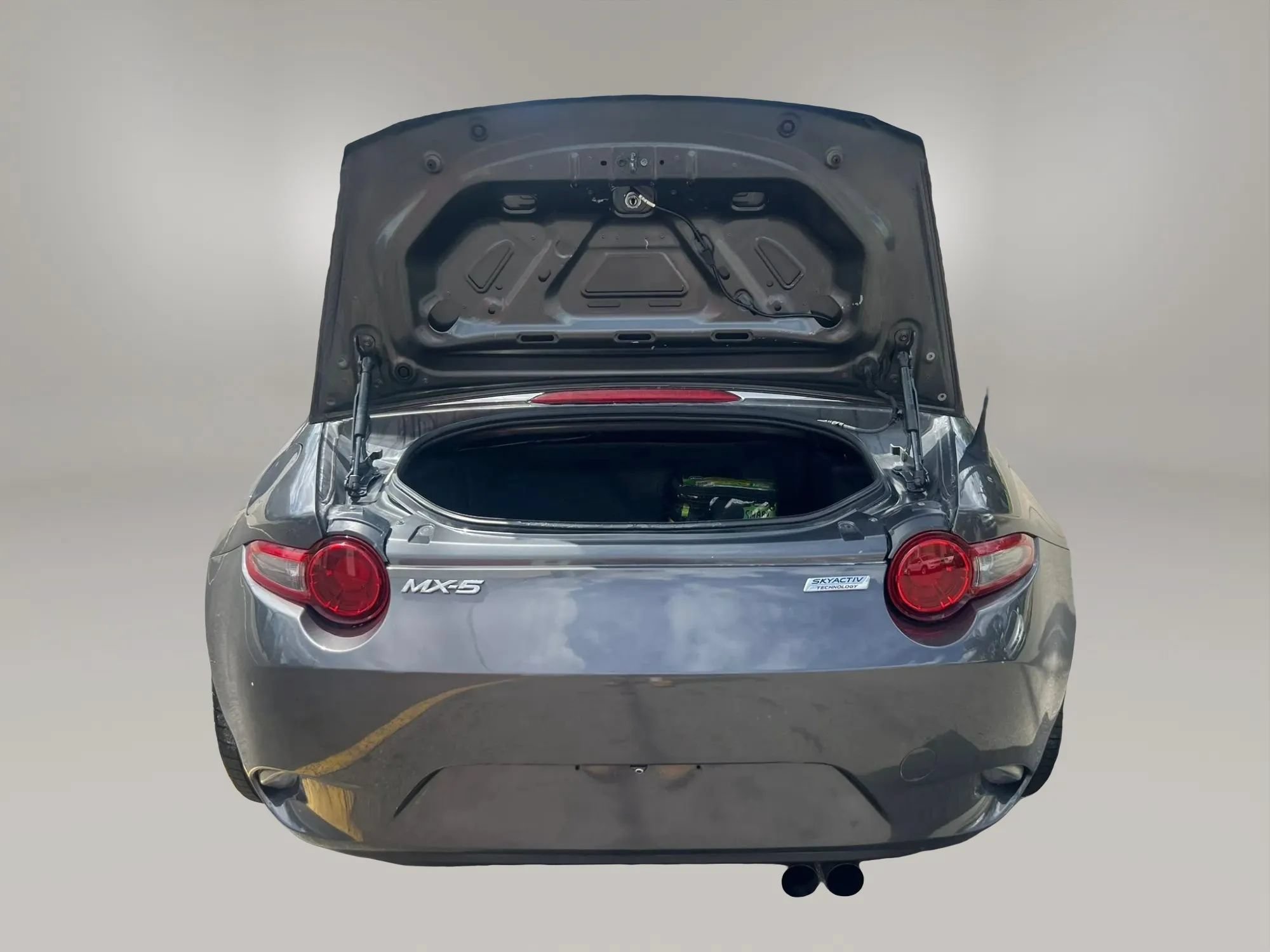 Used 2018 MAZDA MX-5 Miata Grand Touring RWD image 9