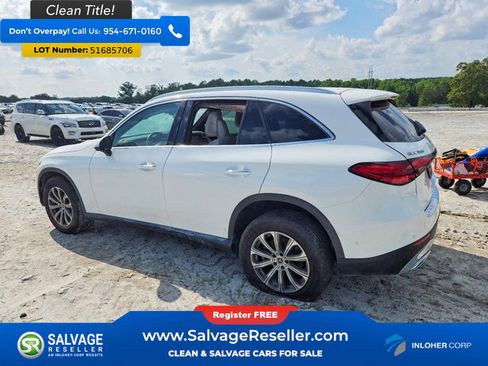 Used 2025 Mercedes-Benz GLC 300 image 3