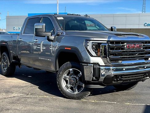 New 2026 GMC Sierra 2500 SLT image 2