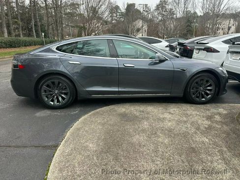 Used 2019 Tesla Model S AWD image 9