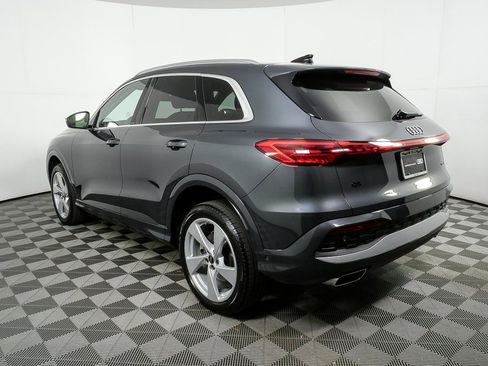 Certified 2025 Audi Q5 Premium Plus w/ Premium Plus image 29