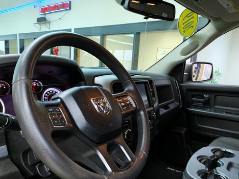 Used 2019 RAM 1500 Express w/ Wheel & Sound Group image 7