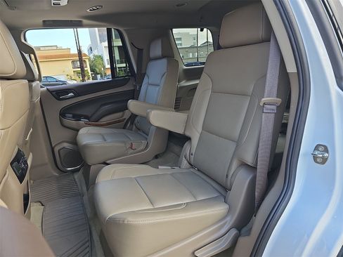 Used 2018 Chevrolet Tahoe Premier image 16