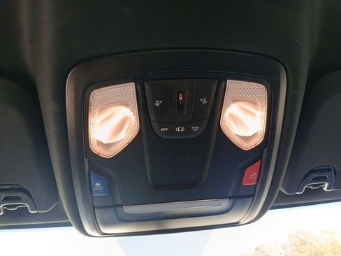 Used 2024 RAM 2500 Tradesman w/ Chrome Appearance Group image 31