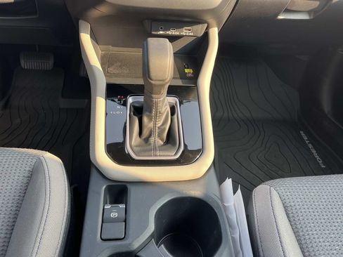 Certified 2025 Subaru Forester Premium AWD/4WD image 15