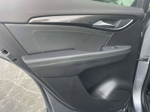 Used 2022 Buick Envision Essence w/ Safety Package FWD image 12