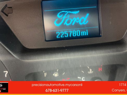 Used 2015 Ford Transit 250 130 Low Roof RWD image 11