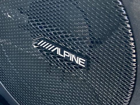 Used 2023 Jeep Wrangler Unlimited image 12