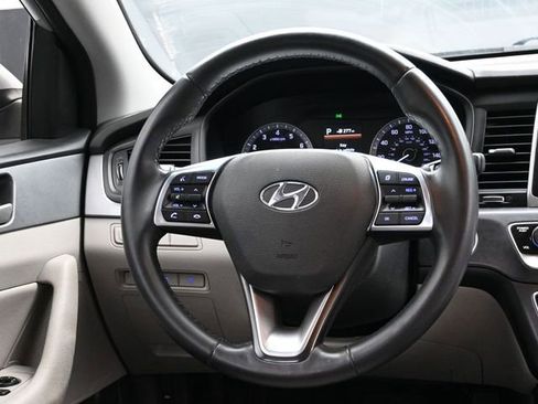 Used 2018 Hyundai Sonata SEL FWD image 14