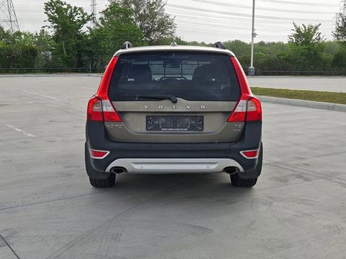 Used 2012 Volvo XC70 T6 image 6