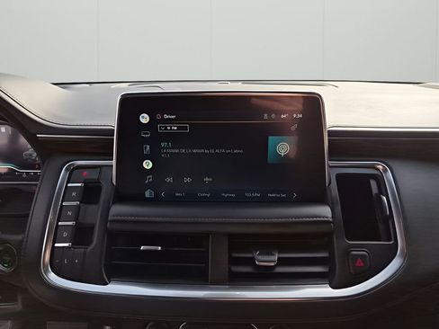 Used 2022 Chevrolet Tahoe Z71 w/ Off-Road Capability Package image 38