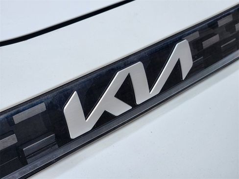 Certified 2023 Kia Soul LX image 11