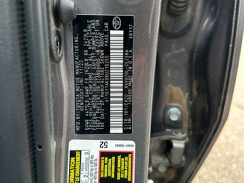 Used 2024 Toyota Camry SE image 7