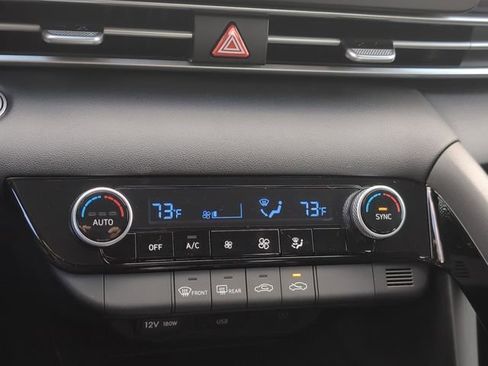 New 2026 Hyundai Elantra Hybrid FWD image 13