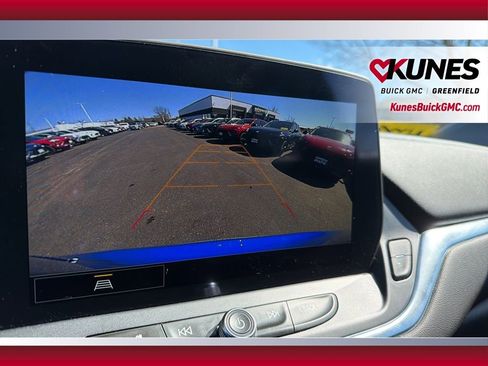Used 2025 Chevrolet Blazer LT FWD image 26
