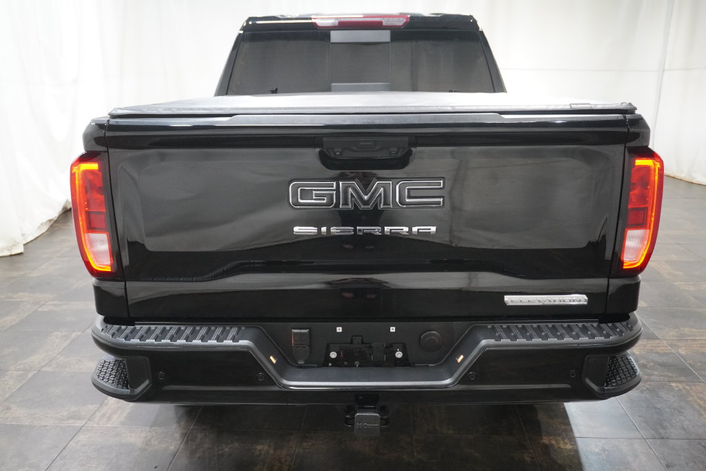 Used 2025 GMC Sierra 1500 Elevation w/ Elevation Premium Package AWD/4WD image 6