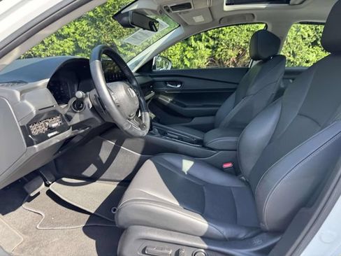 Used 2025 Honda Accord EX-L image 14