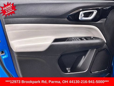 Used 2022 Jeep Compass Limited AWD/4WD image 7