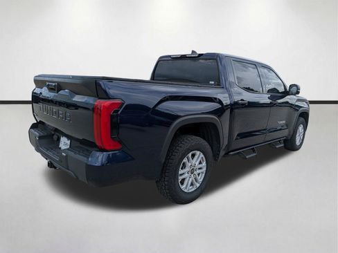 Used 2023 Toyota Tundra SR5 w/ SR5 Convenience Package AWD/4WD image 4