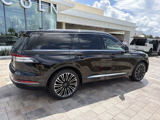 Used 2020 Lincoln Aviator Black Label w/ Dynamic Handling Package AWD/4WD image 2