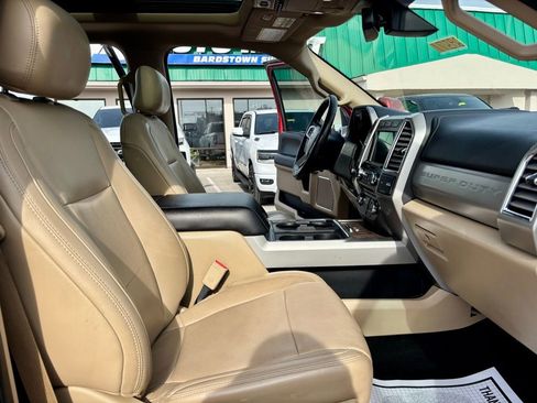 Used 2017 Ford F250 Lariat w/ Lariat Ultimate Package image 16