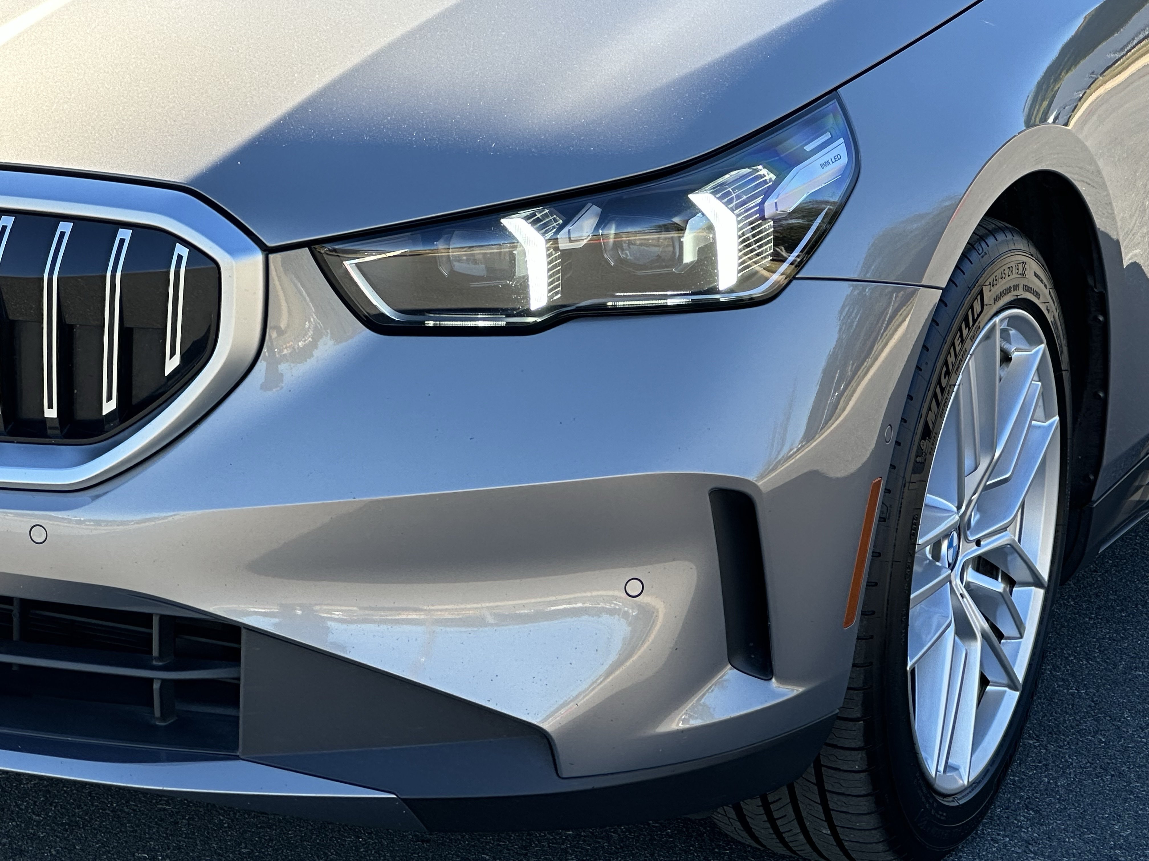 Used 2025 BMW 530i RWD image 11