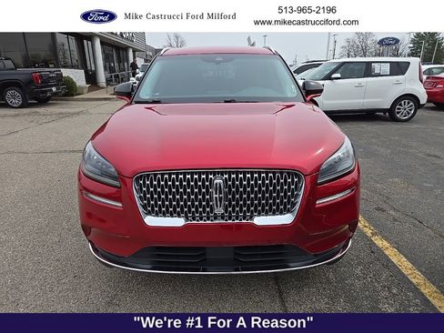 Used 2022 Lincoln Corsair Standard w/ Equipment Group 101A image 2