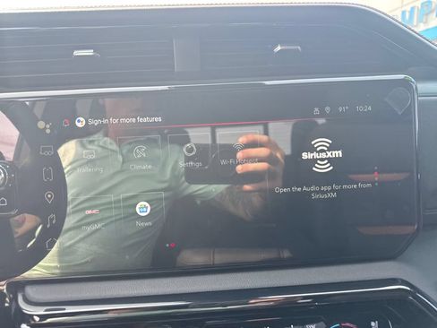 Used 2026 GMC Sierra 1500 AT4 w/ AT4 Premium Package AWD/4WD image 24