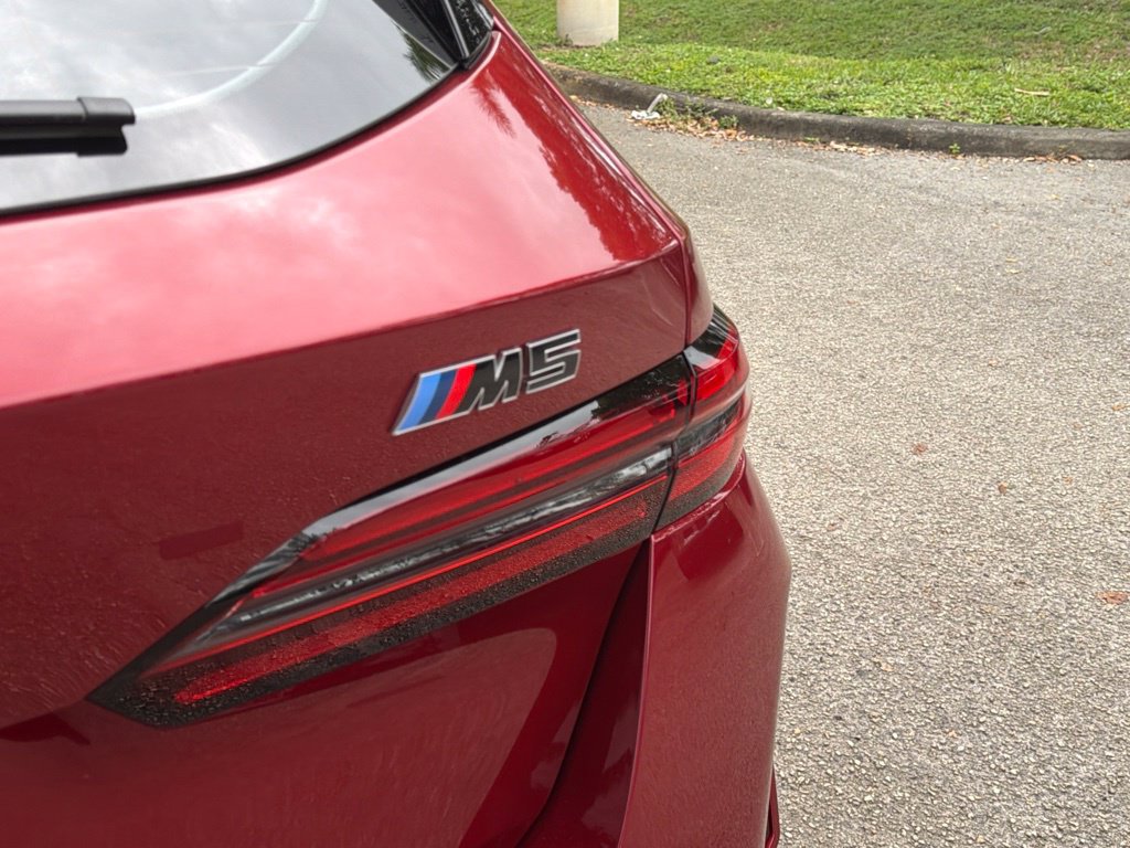 Used 2025 BMW M5 Touring AWD/4WD image 24