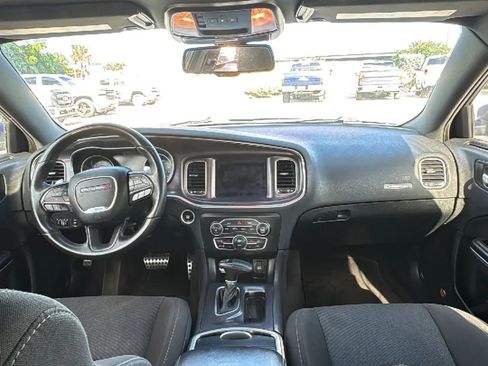 Used 2018 Dodge Charger R/T Scat Pack w/ Dynamics Package image 14