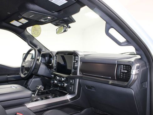 Used 2025 Ford F150 Platinum AWD/4WD image 31