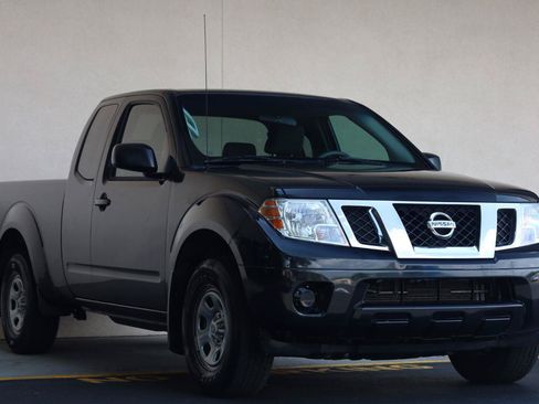 Used 2019 Nissan Frontier S RWD image 7
