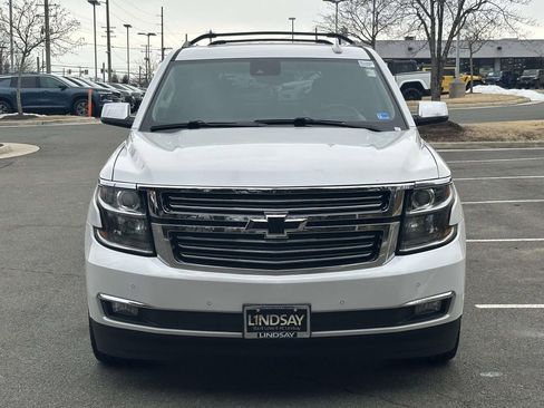 Used 2020 Chevrolet Suburban Premier w/ Premier 6.2L Value Package image 2