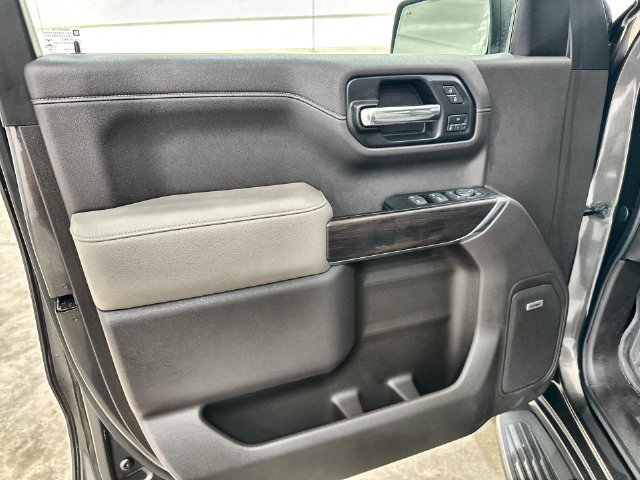 Used 2019 GMC Sierra 1500 SLT w/ SLT Premium Plus Package AWD/4WD image 22
