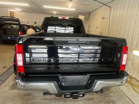 Used 2022 Ford F350 XLT w/ XLT Premium Package image 3