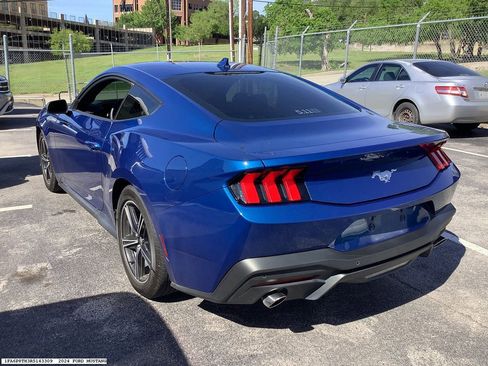 Used 2024 Ford Mustang Coupe image 4