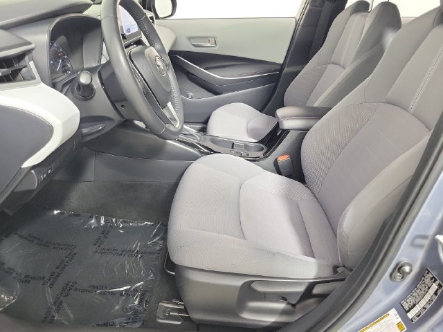 Used 2023 Toyota Corolla SE w/ SE Premium Package FWD image 19
