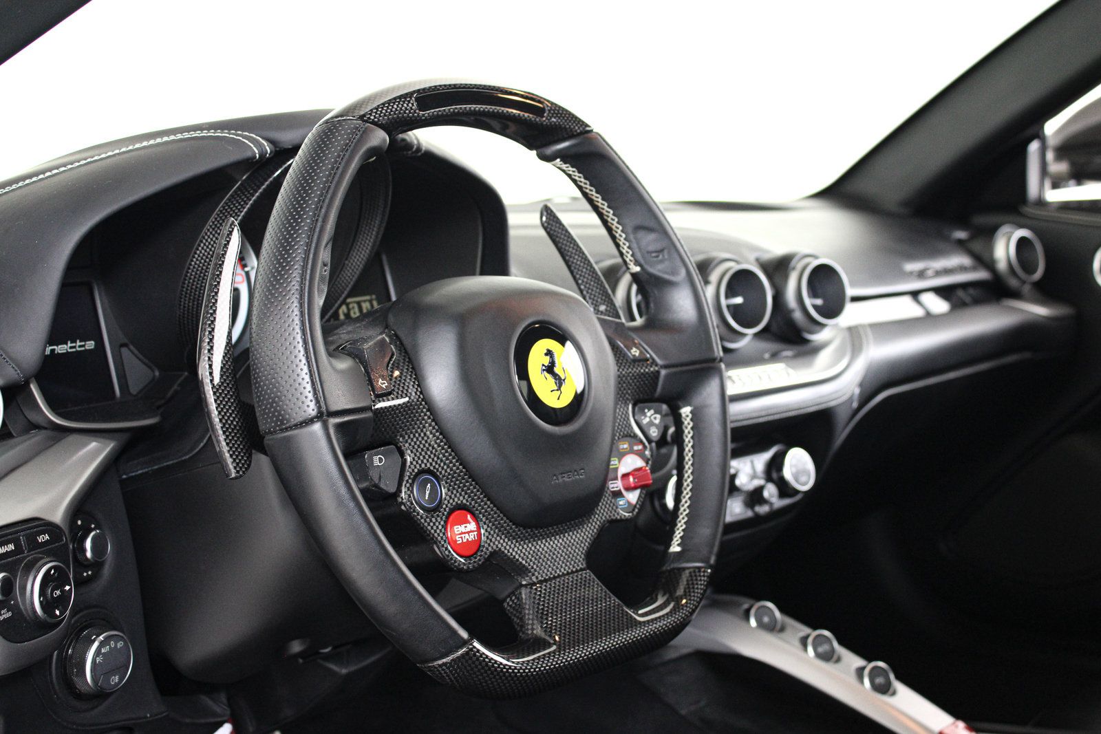 Used 2015 Ferrari F12 Berlinetta RWD image 38