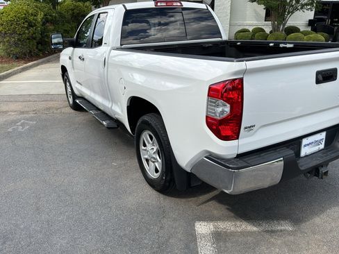 Used 2016 Toyota Tundra SR5 w/ SR5 Upgrade Package RWD image 8