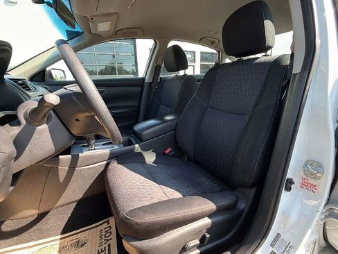 Used 2016 Nissan Altima 2.5 S w/ Power Driver Seat Package FWD image 29