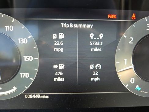 Used 2026 Land Rover Range Rover Velar Dynamic SE image 15