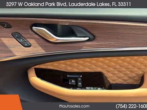 Used 2022 Jeep Grand Cherokee Summit w/ Luxury Tech Group V image 52