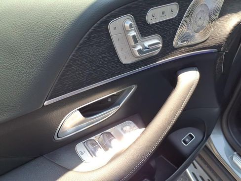 New 2026 Mercedes-Benz GLS 450 4MATIC image 12